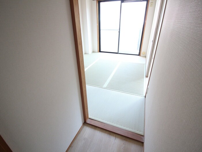 物件内観写真18　(廊下)