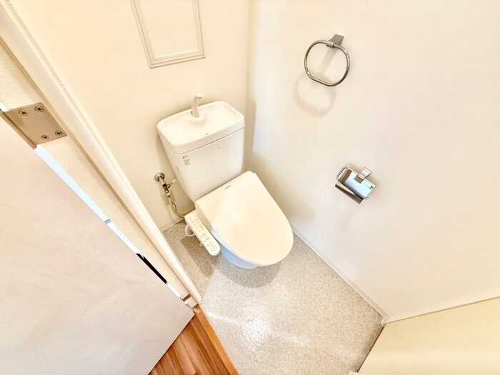 物件内観写真9　(トイレ)