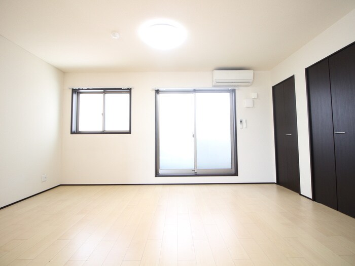 物件内観写真11　(居室)