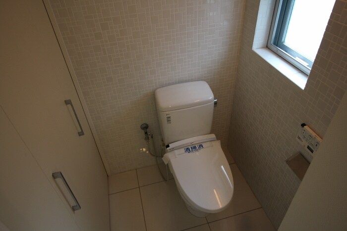 物件内観写真12　(トイレ)