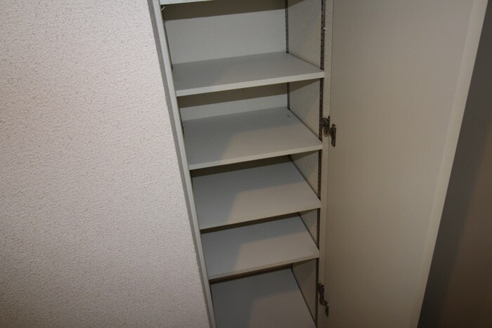 物件内観写真13　(靴箱)