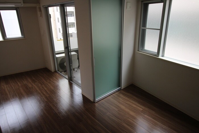 物件内観写真19　(居室)