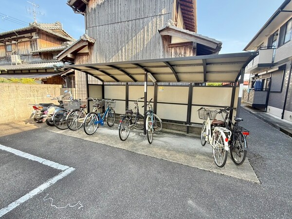 駐輪場