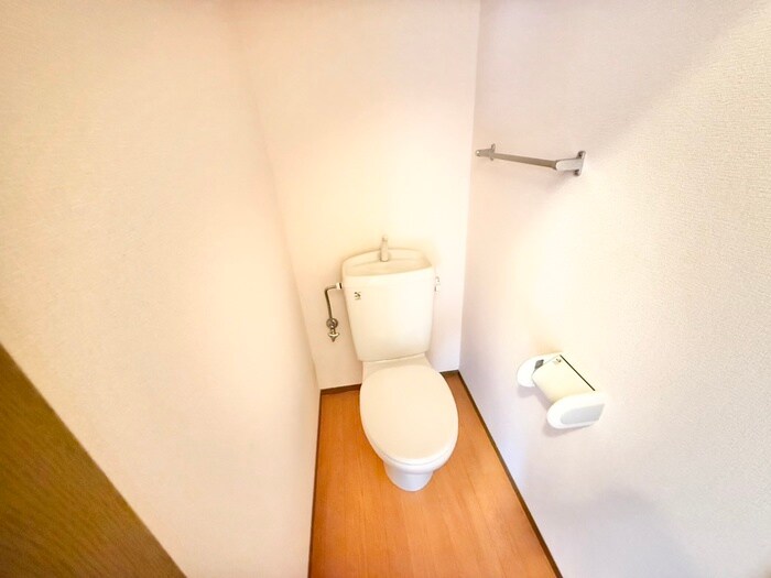 物件内観写真16　(トイレ)