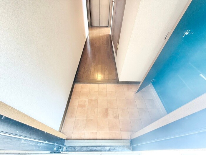 物件内観写真17　(玄関)