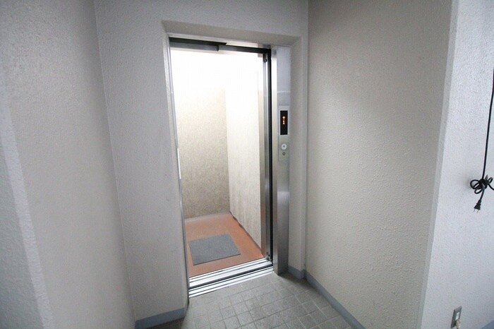 物件外観写真3　(建物設備)