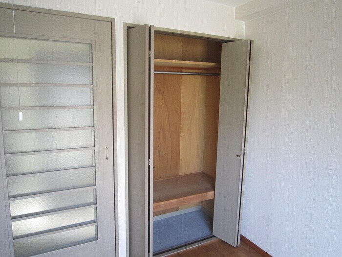 物件内観写真13　(収納)