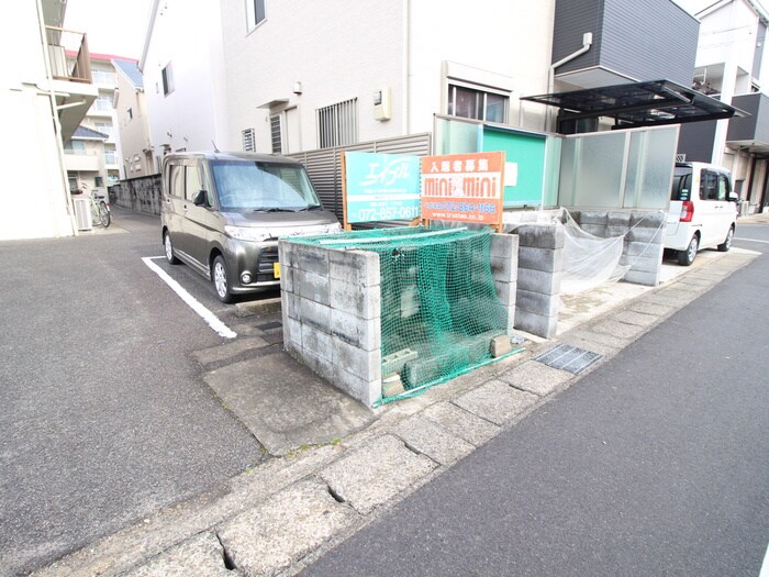 物件外観写真6　(建物設備)