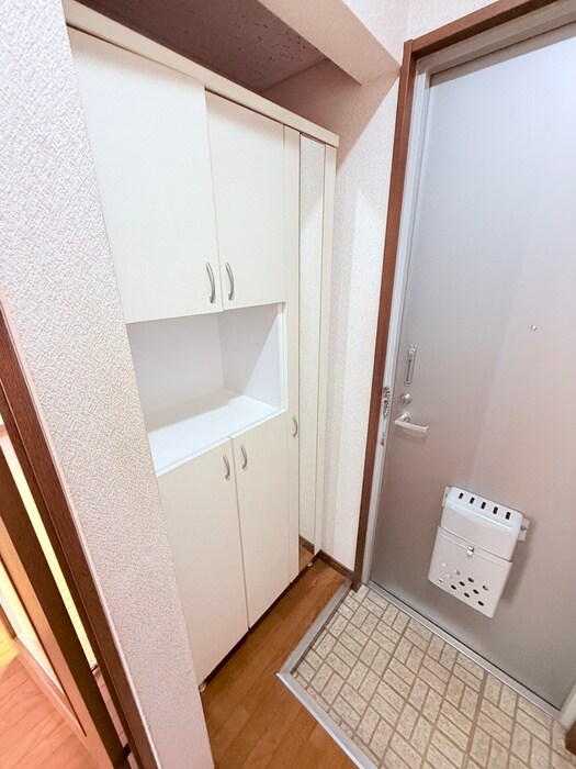 物件内観写真16　(靴箱)