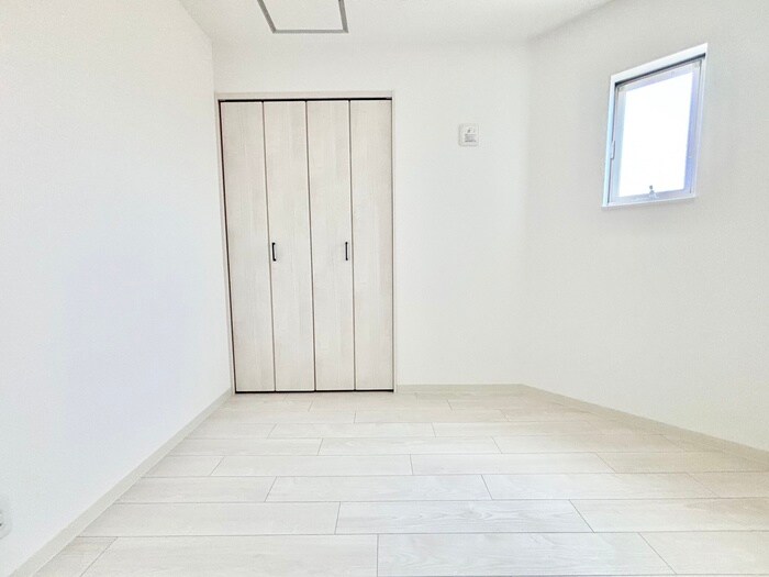 物件内観写真10　(居室)