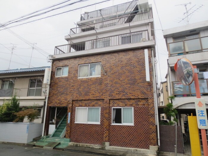 内山第１マンションの物件外観写真