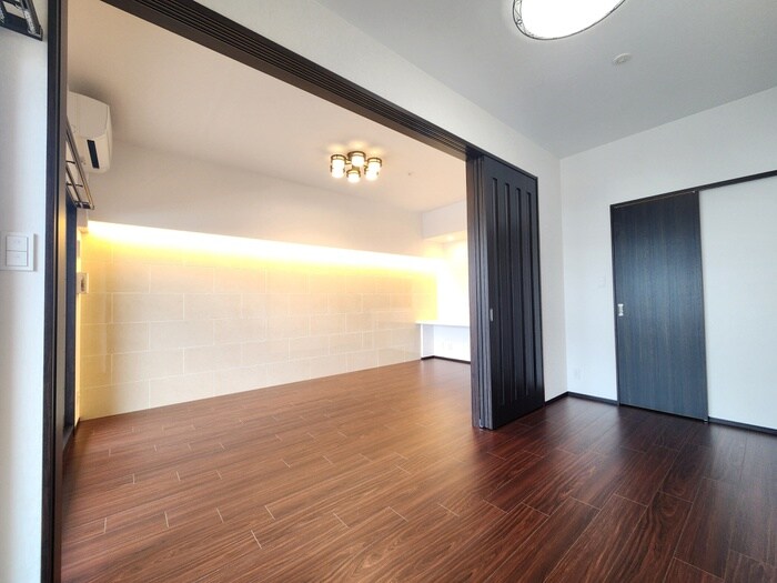 物件内観写真9　(居室)