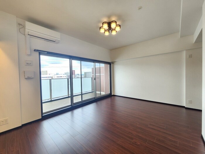 物件内観写真10　(居室)