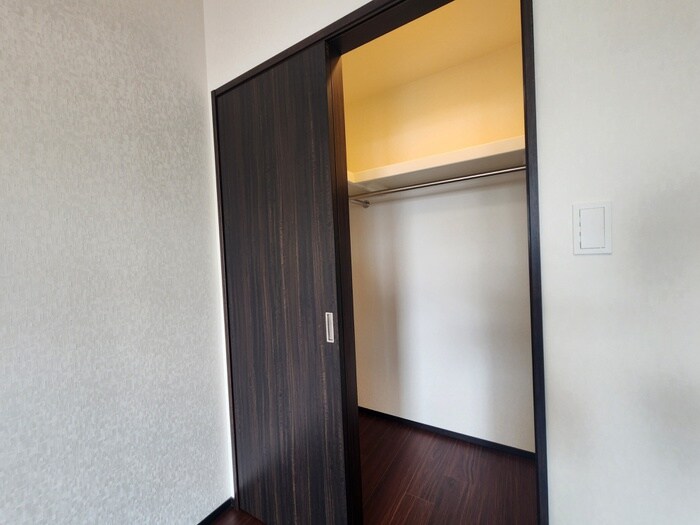 物件内観写真18　(収納)