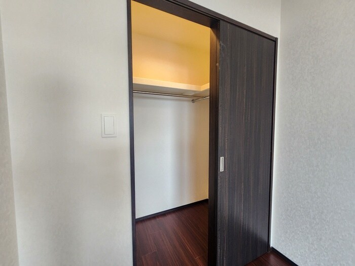 物件内観写真18　(収納)