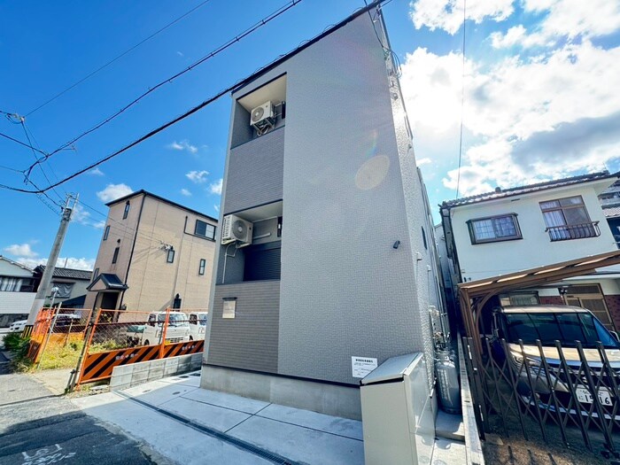 物件外観写真2　(外観写真)