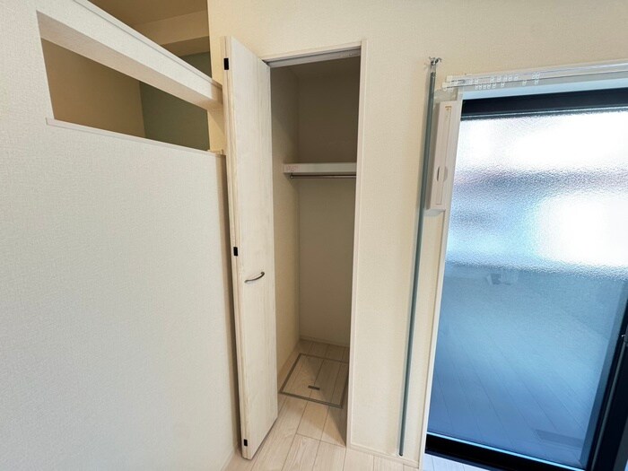 物件内観写真12　(収納)