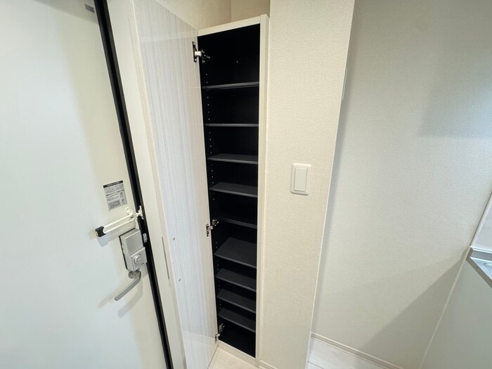 物件内観写真14　(靴箱)