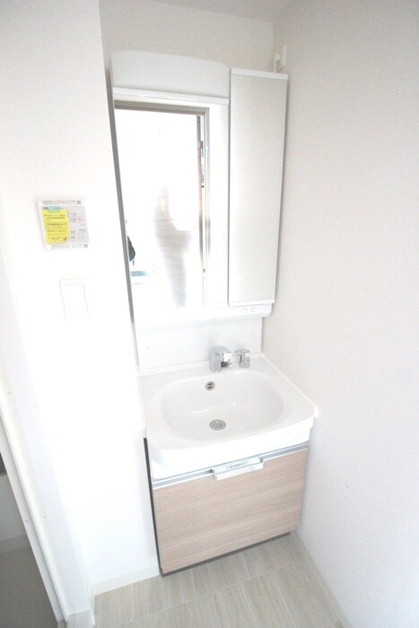 物件内観写真9　(洗面)