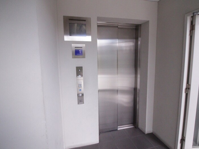 物件外観写真6　(建物設備)