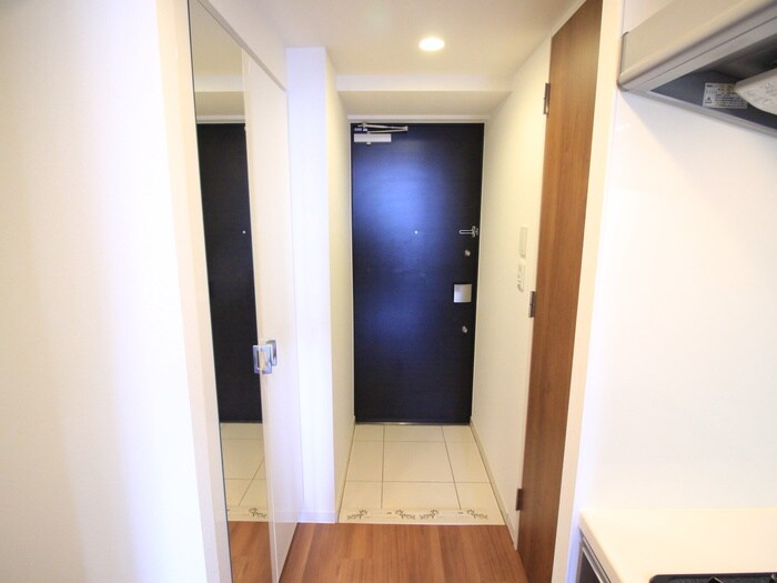 物件内観写真22　(玄関)