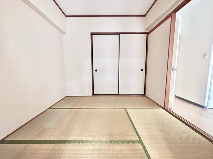 物件内観写真10　(居室)