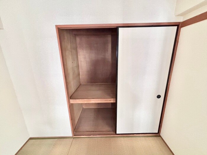 物件内観写真11　(収納)