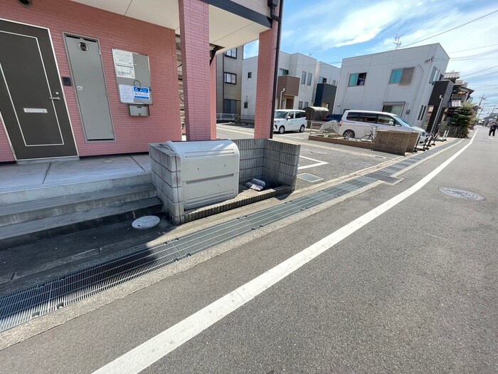 物件外観写真6　(建物設備)