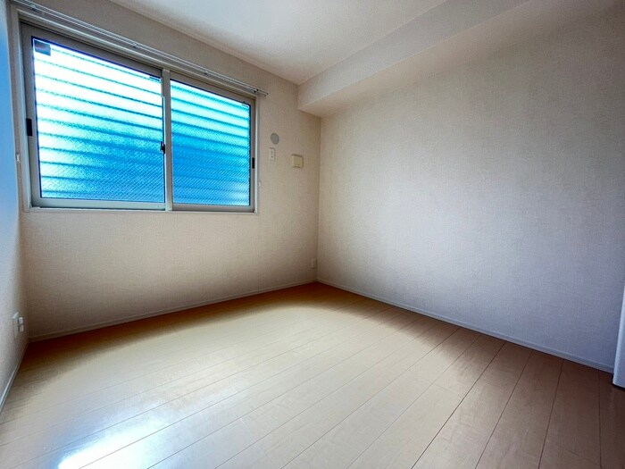 物件内観写真16　(居室)