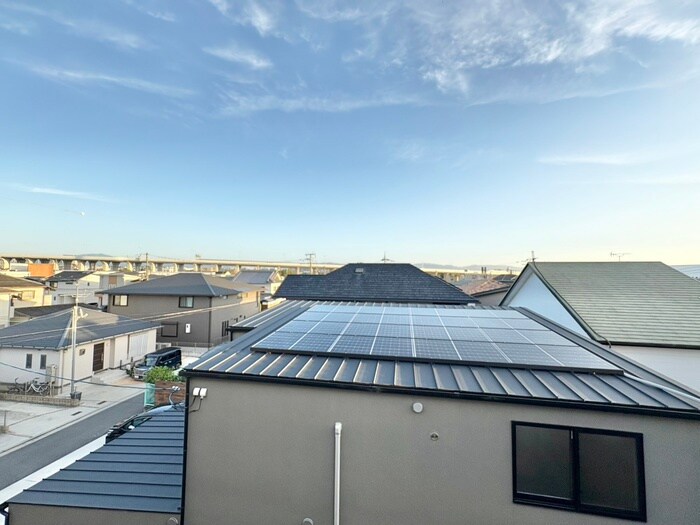 物件内観写真22　(室内からの展望)