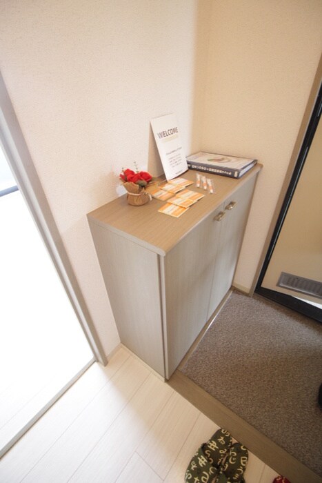 物件内観写真7　(靴箱)