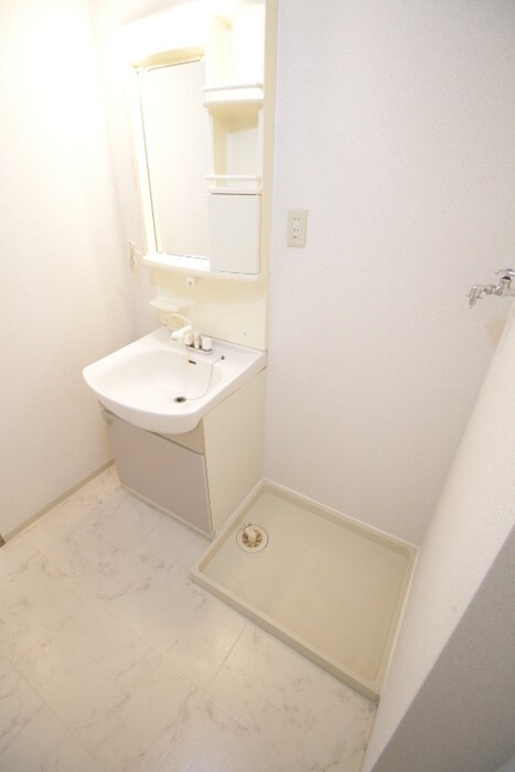 物件内観写真8　(洗面)