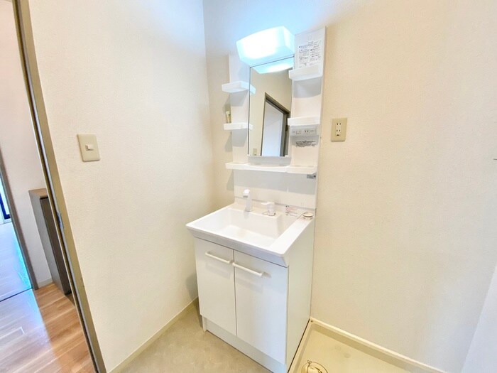 物件内観写真10　(洗面)