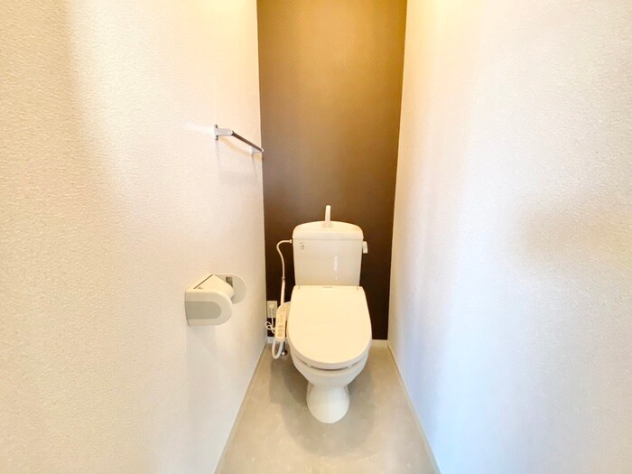 物件内観写真11　(トイレ)