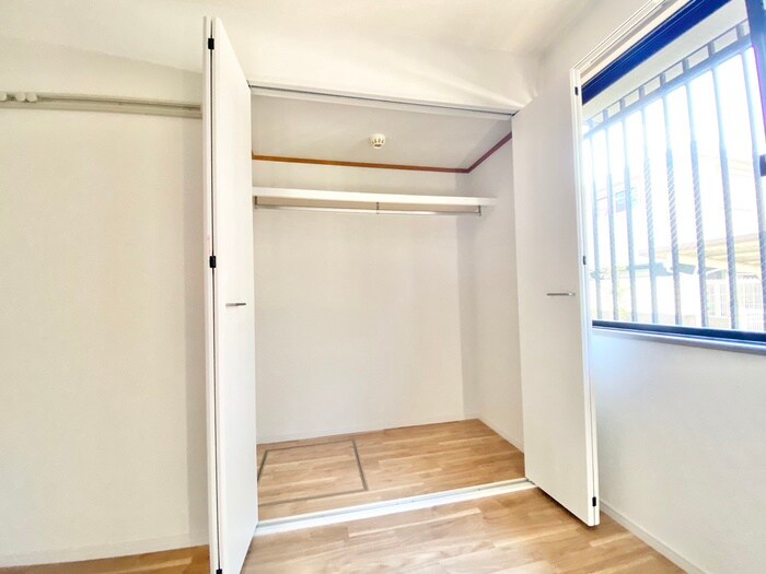 物件内観写真12　(収納)
