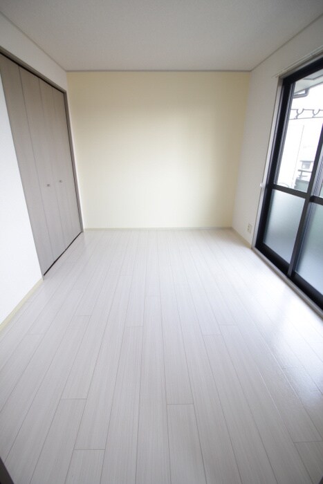 物件内観写真13　(居室)