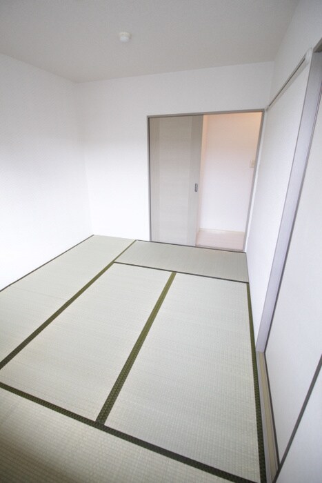 物件内観写真14　(居室)