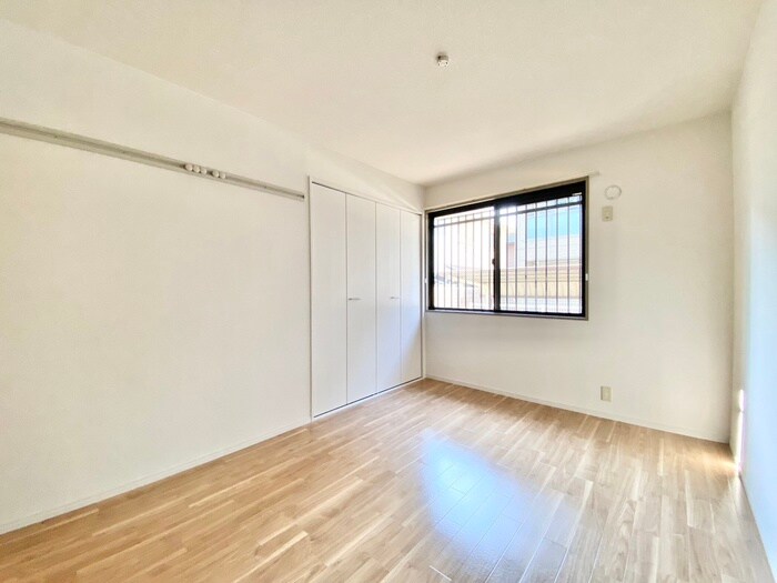 物件内観写真14　(居室)