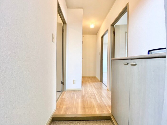物件内観写真20　(廊下)