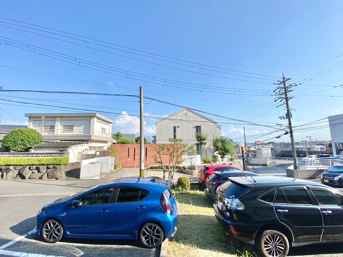 物件内観写真22　(室内からの展望)