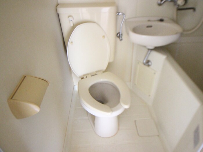 物件内観写真12　(トイレ)