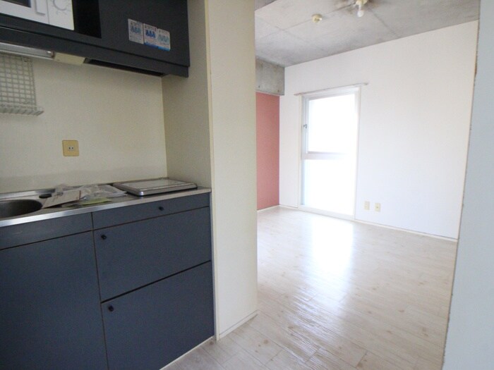 物件内観写真17　(廊下)