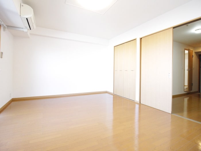 物件内観写真19　(居室)