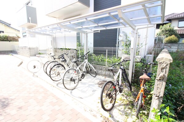 駐輪場