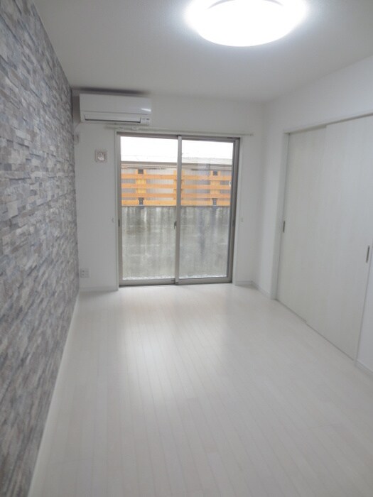 物件内観写真14　(居室)