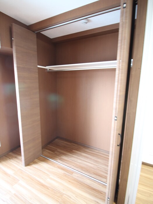 物件内観写真11　(収納)