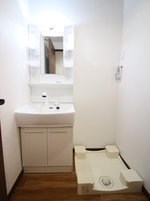 物件内観写真13　(洗面)