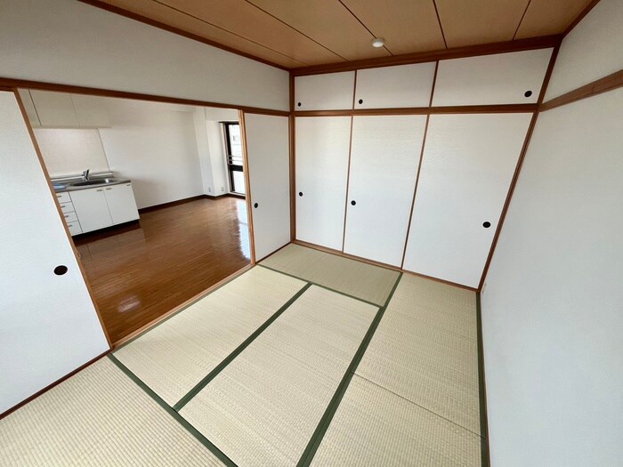 物件内観写真10　(居室)