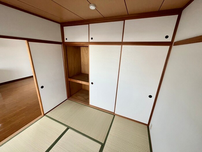 物件内観写真16　(収納)