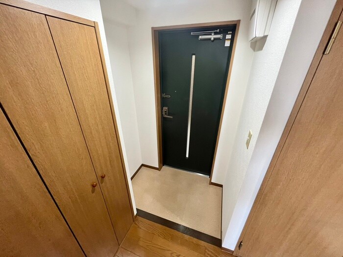 物件内観写真20　(玄関)